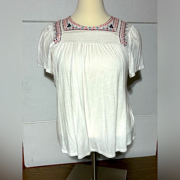 Knox Rose Tops - Knox Rose XXL peasant style top. More petite in length 27” 97% rayon